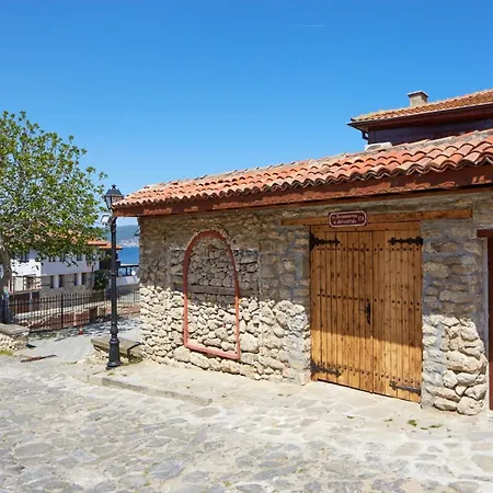 търтефф Villa Nesebar